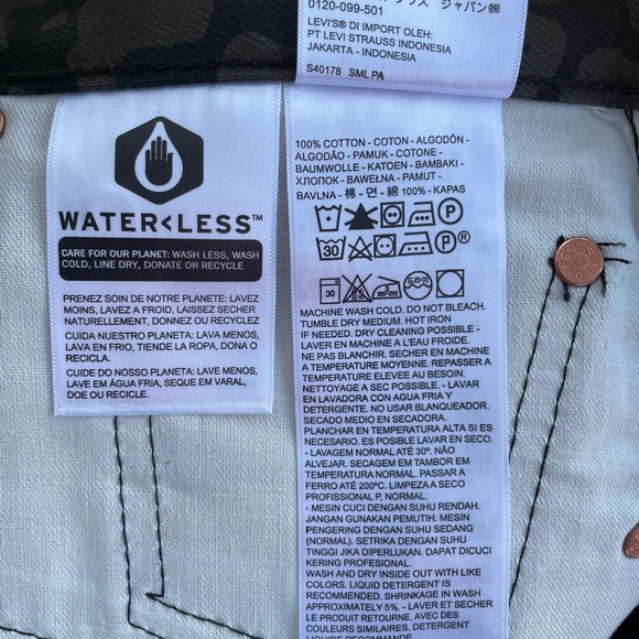 LEVI’S ORIGINAL Men’s CAMO 501 JEANS NWT. - Picture 13 of 15